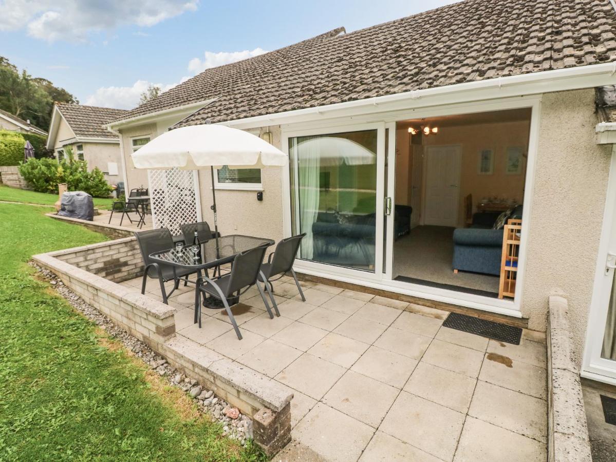 Villa Number 6 Oxwich Leisure Park Swansea Exterior foto
